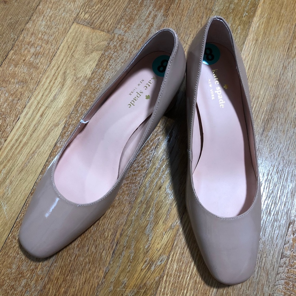 KATE SPADE DOLARES PATENT LEATHER WEDGE HEELS SZ 8